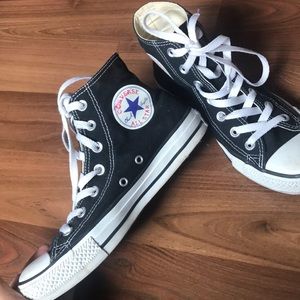 High top black converse size 7 women